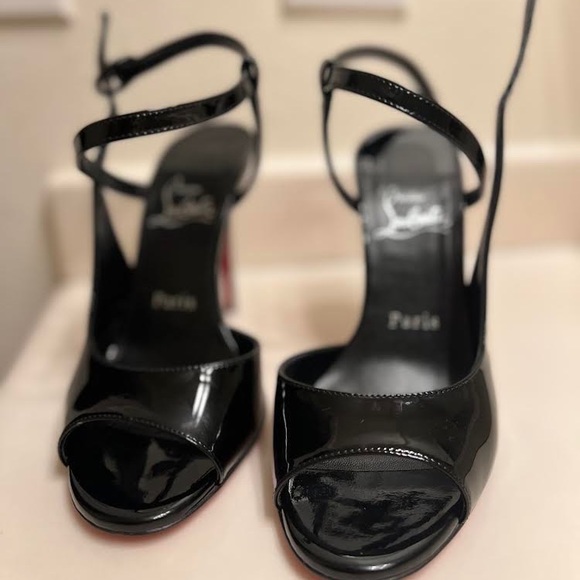 *NEW STYLE* Christian Louboutin heels - Picture 2 of 4